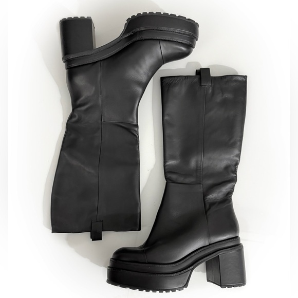 cult gaia Shoes - Cult Gaia Women's Hana Block Heel Leather Boots